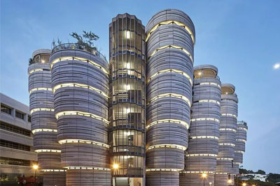 21������������42λ����ʦ�����ǵĴ�����