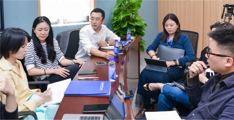 北师大未来<a href=http://m.biwataku.com/ target=_blank class=infotextkey>18luck新利全站
</a>学院院长高鹏教授10.png